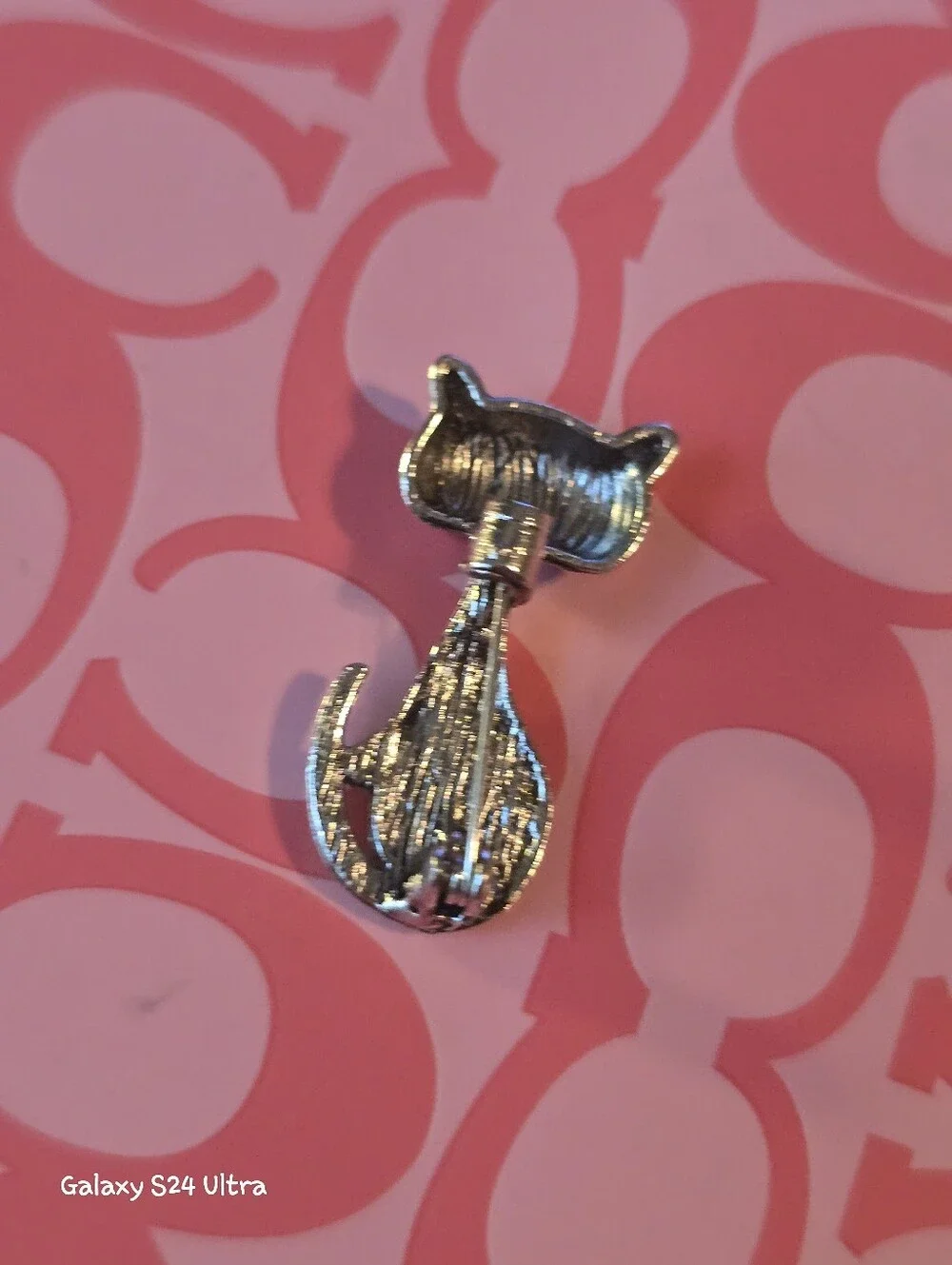 Kitty Cat Tiny Brooch NEW
